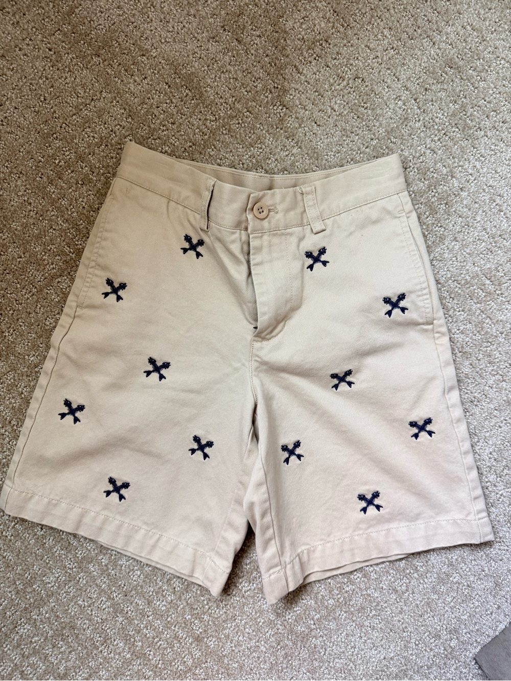 Vineyard Vines Boys Size 8 Khaki Embroidered Shorts Fish Bone 100% Cotton
